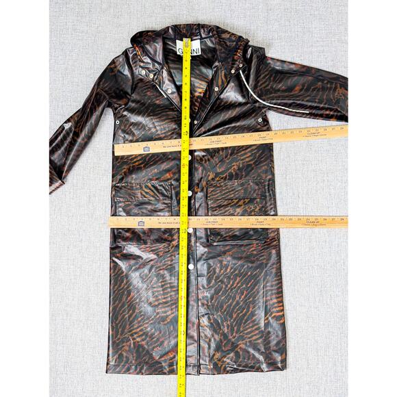 GANNI Women's Tiger Print Brown Raincoat $295 - Picture 6 of 13